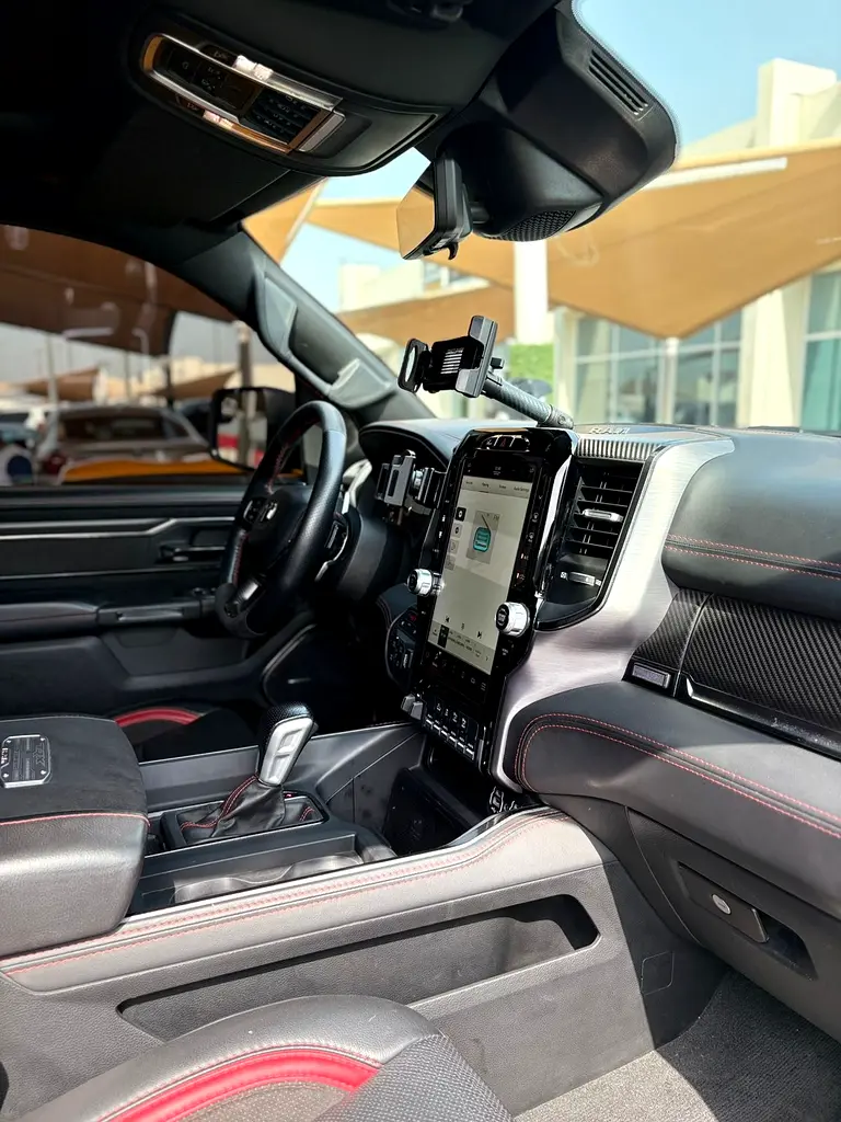 RAM 1500 TRX V8 2022 - photo 12 - Import Émirats | International Cars