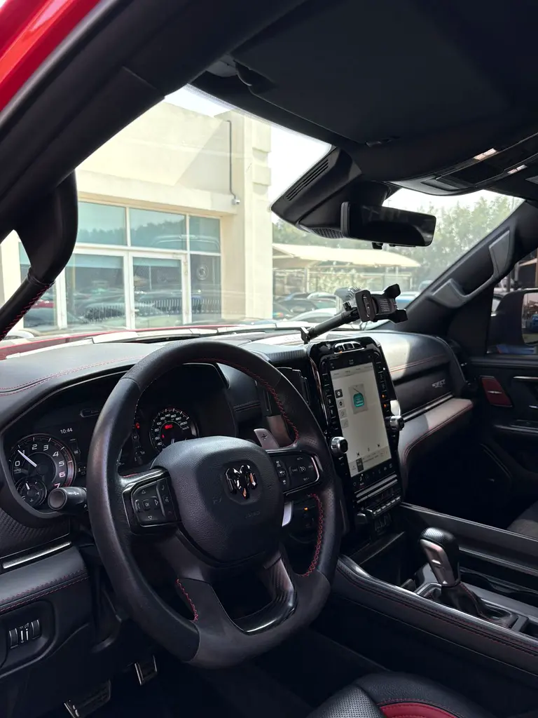 RAM 1500 TRX V8 2022 - photo 7 - Import Émirats | International Cars