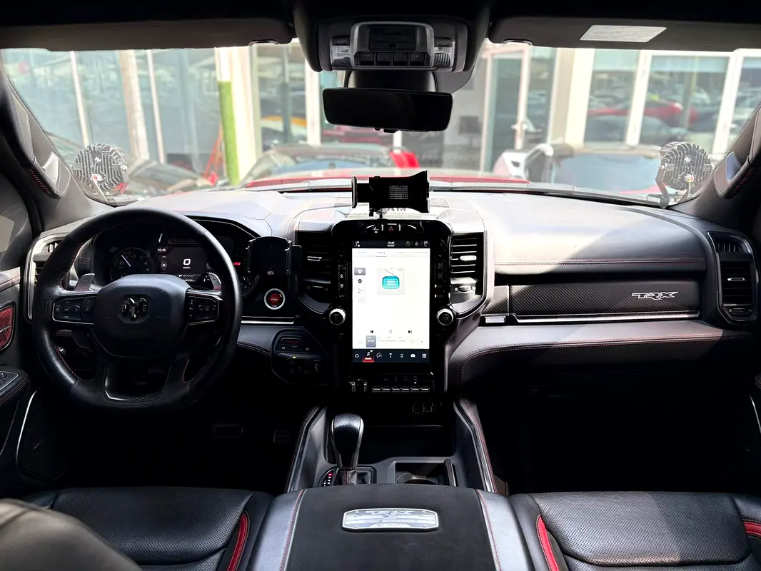 RAM 1500 TRX V8 2022 - photo 8 - Import Émirats | International Cars