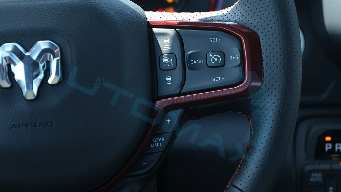 RAM 1500 Rebel Crew Cab 2026 - photo 9 - Import Émirats | International Cars