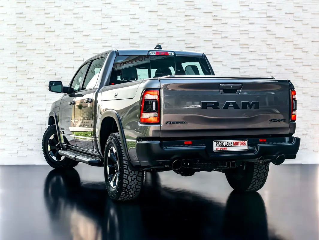 RAM 1500 Rebel Crew Cab 2021 - photo 2 - Import Émirats | International Cars
