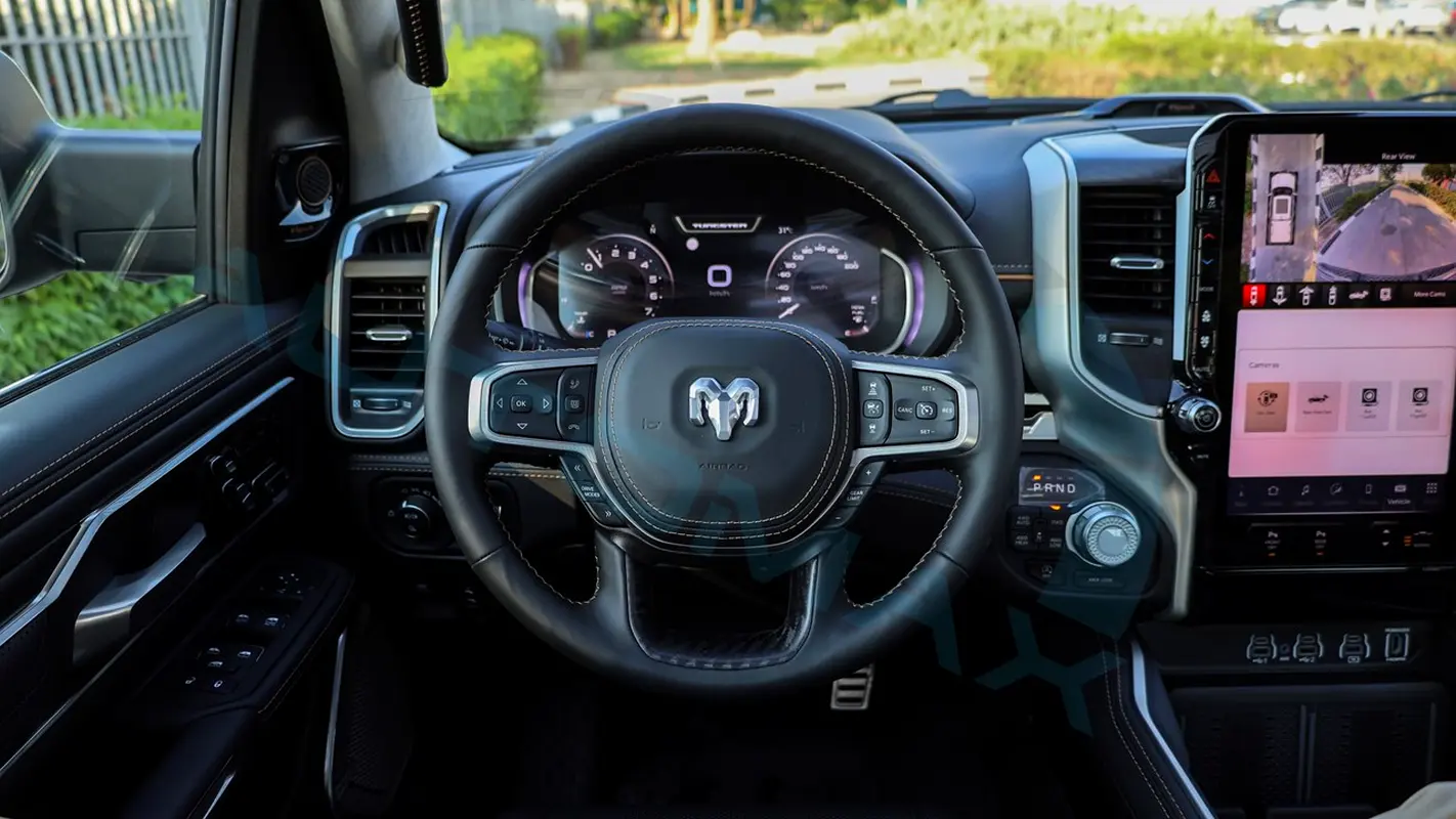 RAM 1500 Tungsten 2026 - photo 7 - Import Émirats | International Cars