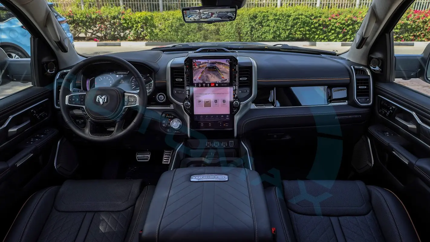 RAM 1500 Tungsten 2026 - photo 2 - Import Émirats | International Cars