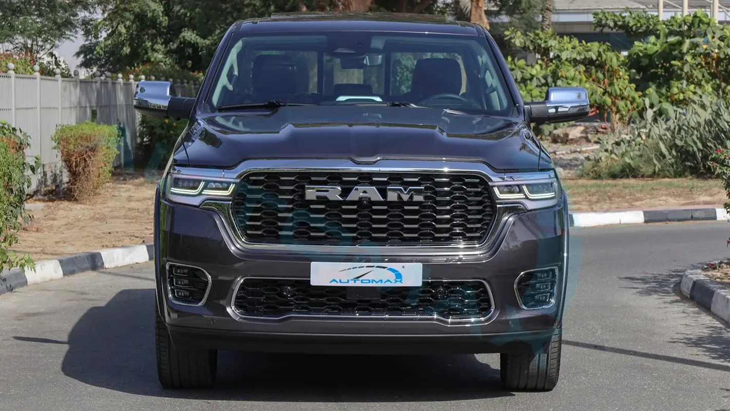 RAM 1500 Tungsten 2026 - photo 4 - Import Émirats | International Cars