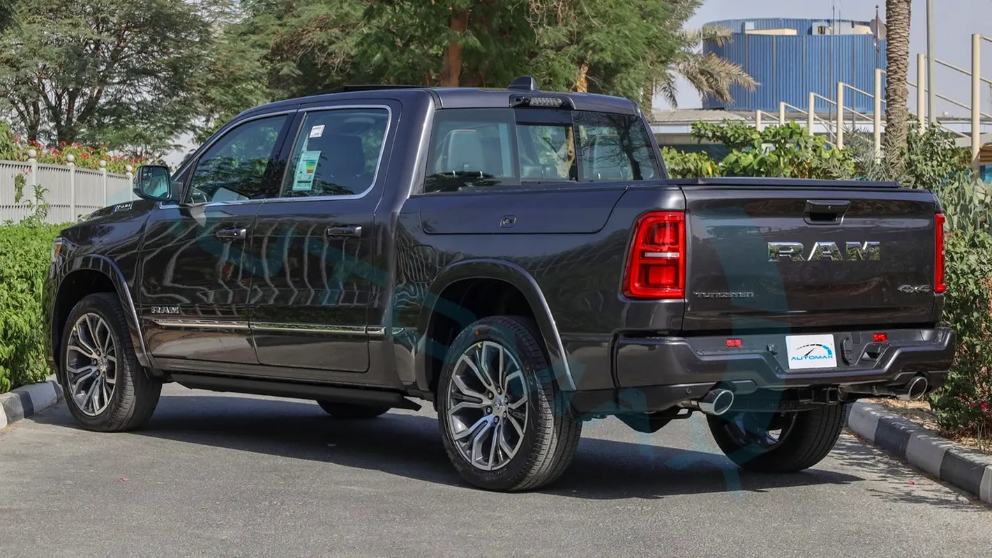 RAM 1500 Tungsten 2026 - photo 5 - Import Émirats | International Cars