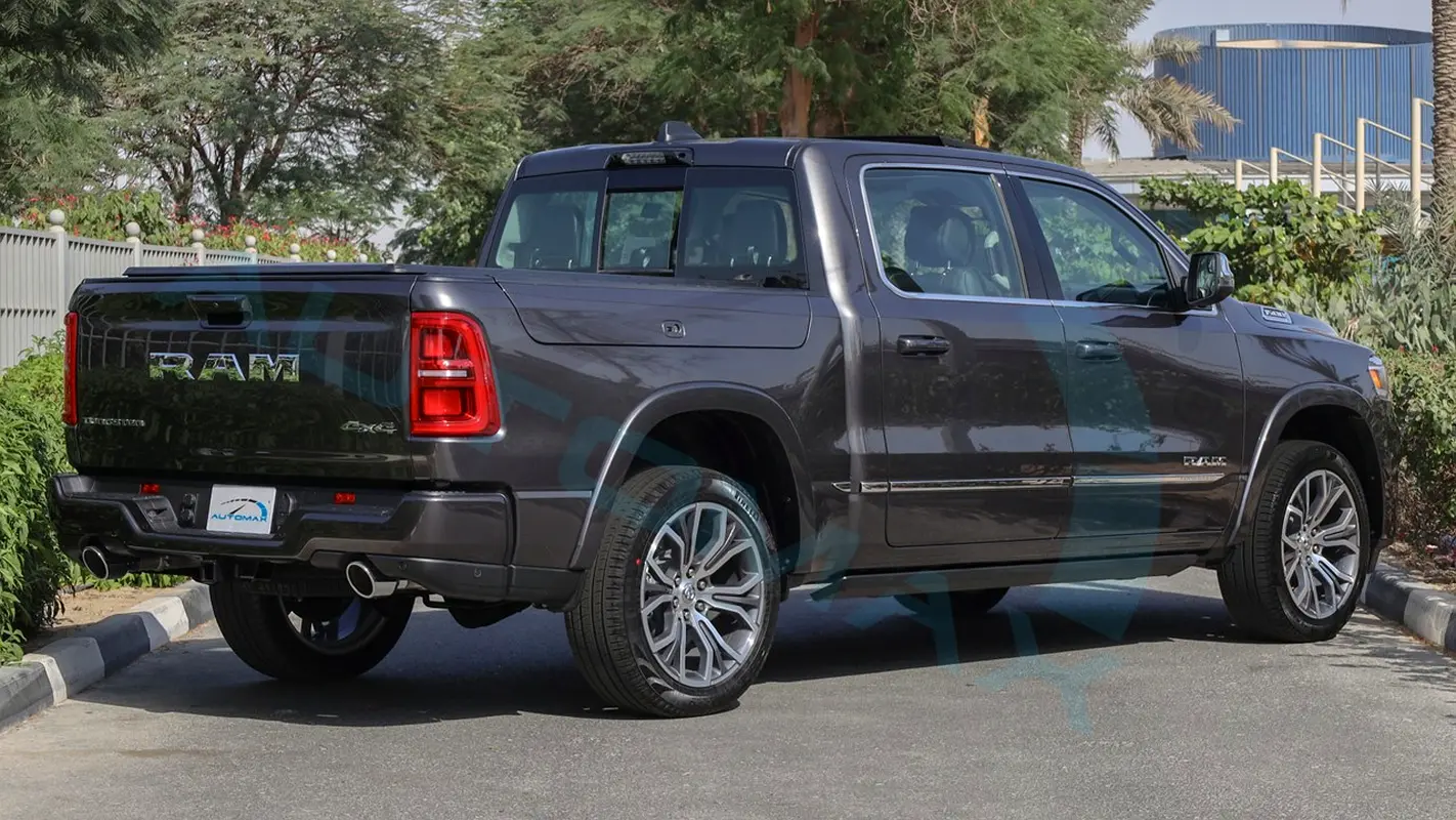 RAM 1500 Tungsten 2026 - photo 7 - Import Émirats | International Cars