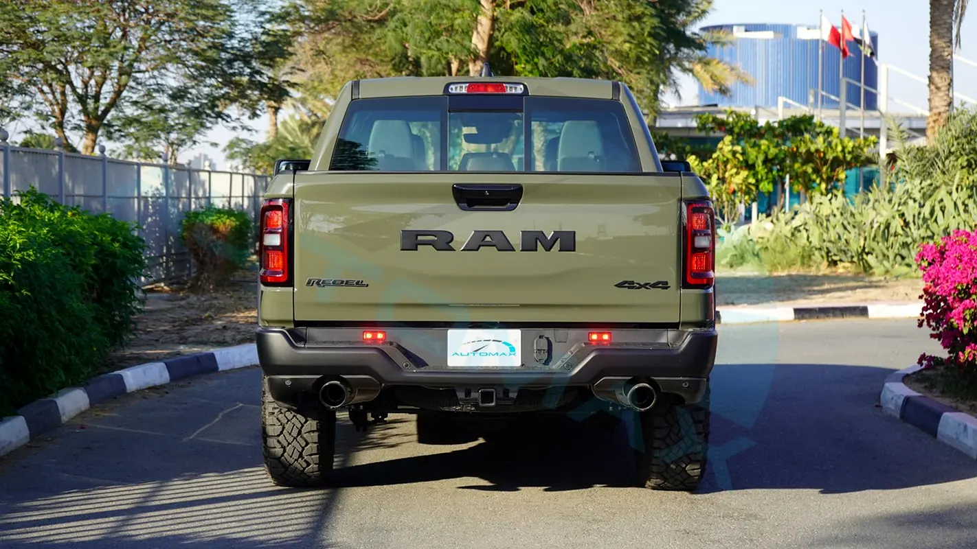 RAM 1500 Rebel Lux Double Cab 2026 - photo 6 - Import Émirats | International Cars