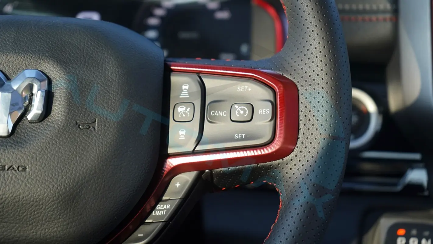 RAM 1500 Rebel Lux Double Cab 2026 - photo 8 - Import Émirats | International Cars