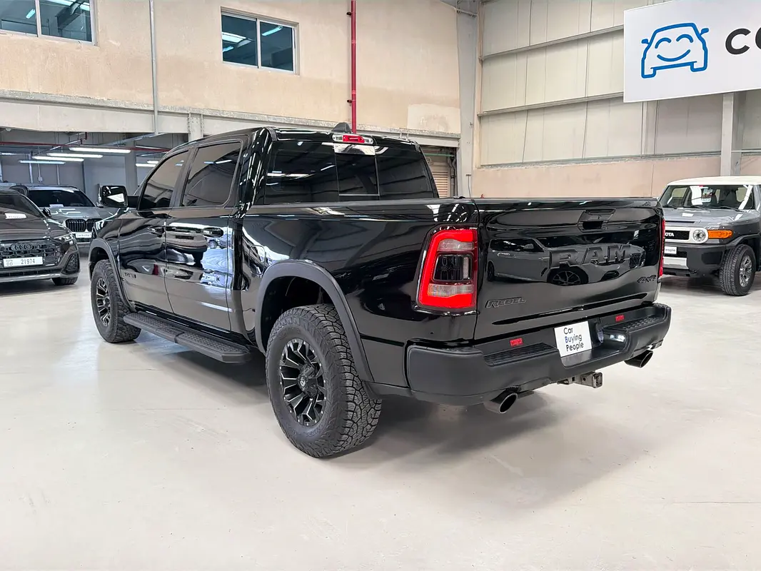 RAM 1500 Rebel Crew Cab 2022 - photo 5 - Import Émirats | International Cars