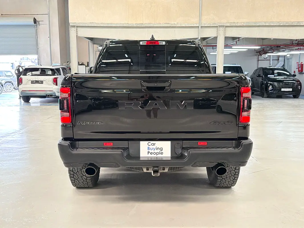 RAM 1500 Rebel Crew Cab 2022 - photo 6 - Import Émirats | International Cars