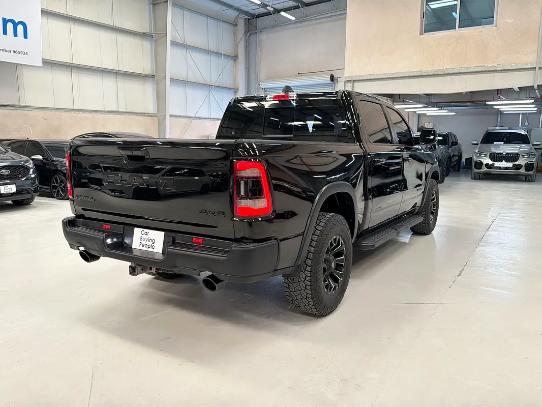 RAM 1500 Rebel Crew Cab 2022 - photo 7 - Import Émirats | International Cars