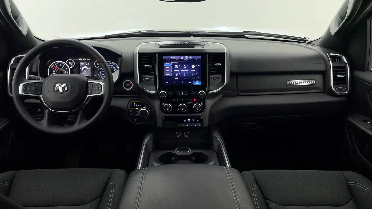 RAM 1500 Big Horn Crew Cab 2025 - photo 7 - Import Émirats | International Cars