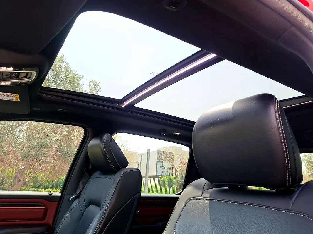 RAM 1500 Rebel Double Cab 2023 - photo 11 - Import Émirats | International Cars