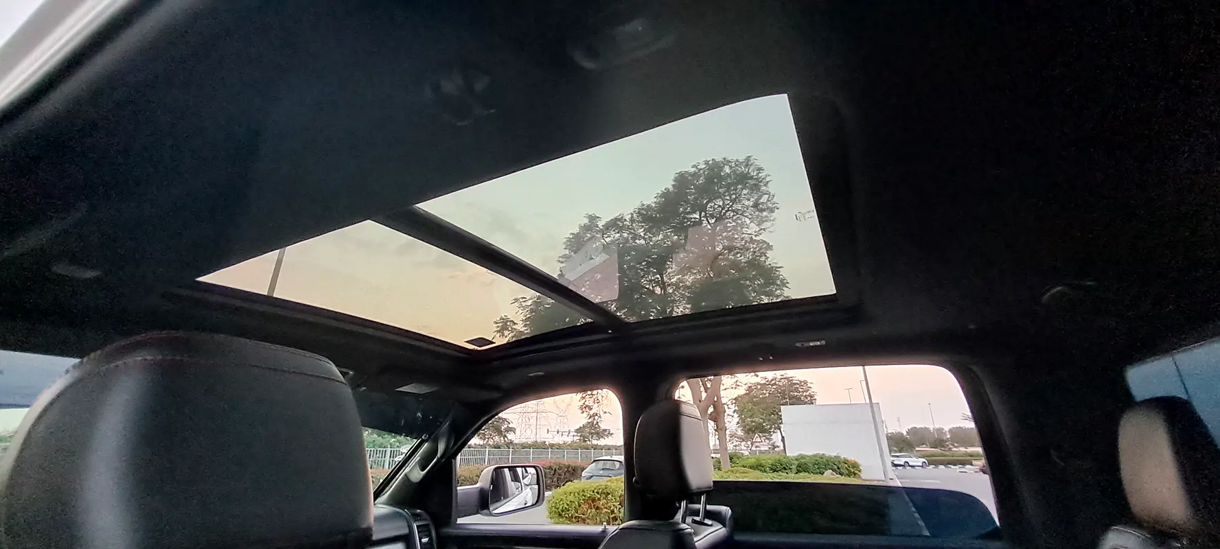 RAM 1500 TRX V8 Lux 2023 - photo 10 - Import Émirats | International Cars