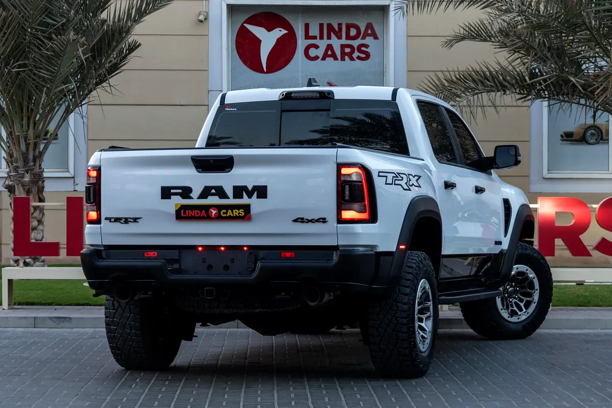 RAM 1500 TRX V8 2023 - photo 11 - Import Émirats | International Cars