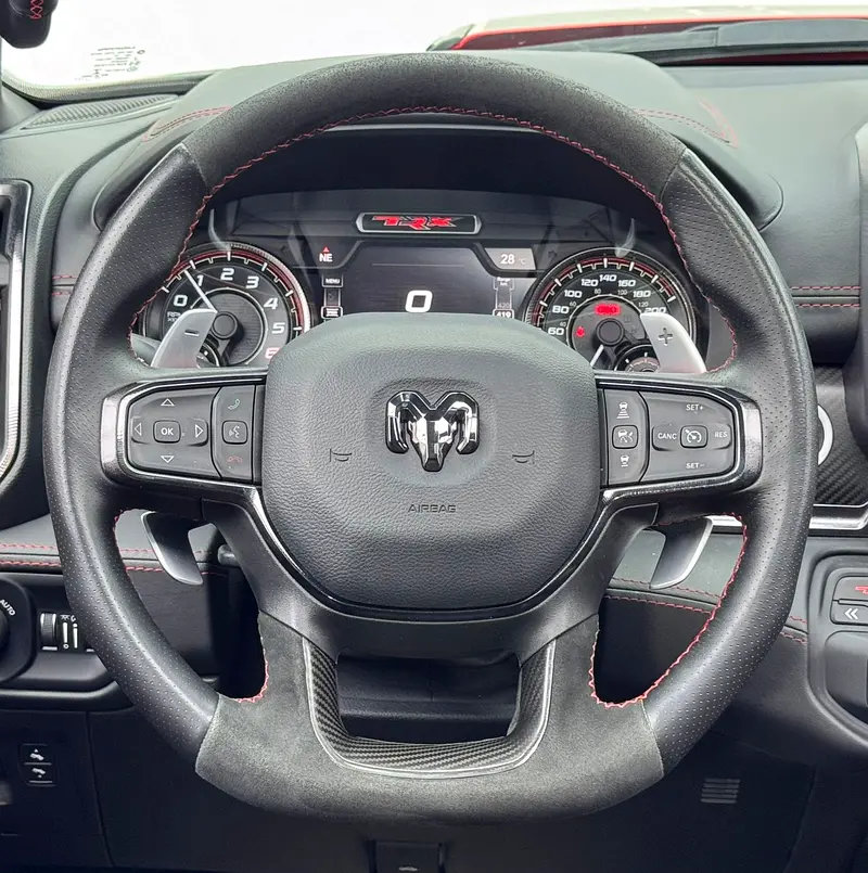 RAM 1500 TRX V8 2022 - photo 9 - Import Émirats | International Cars