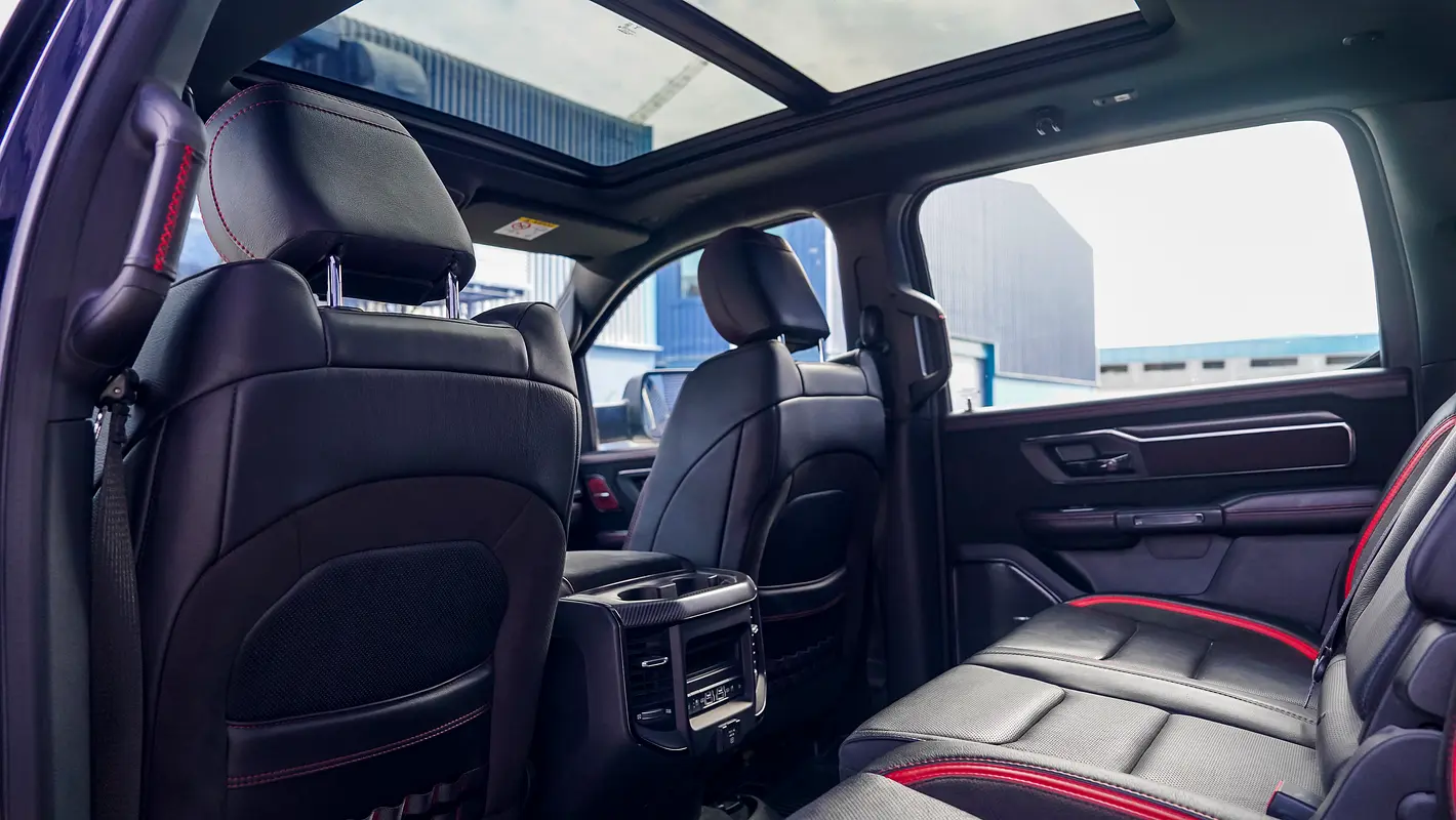 RAM 1500 TRX V8 2022 - photo 8 - Import Émirats | International Cars