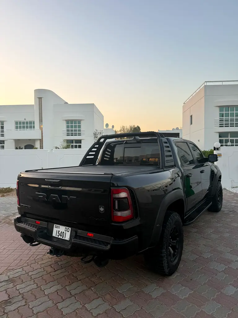 RAM 1500 TRX V8 Lux 2023 - photo 8 - Import Émirats | International Cars