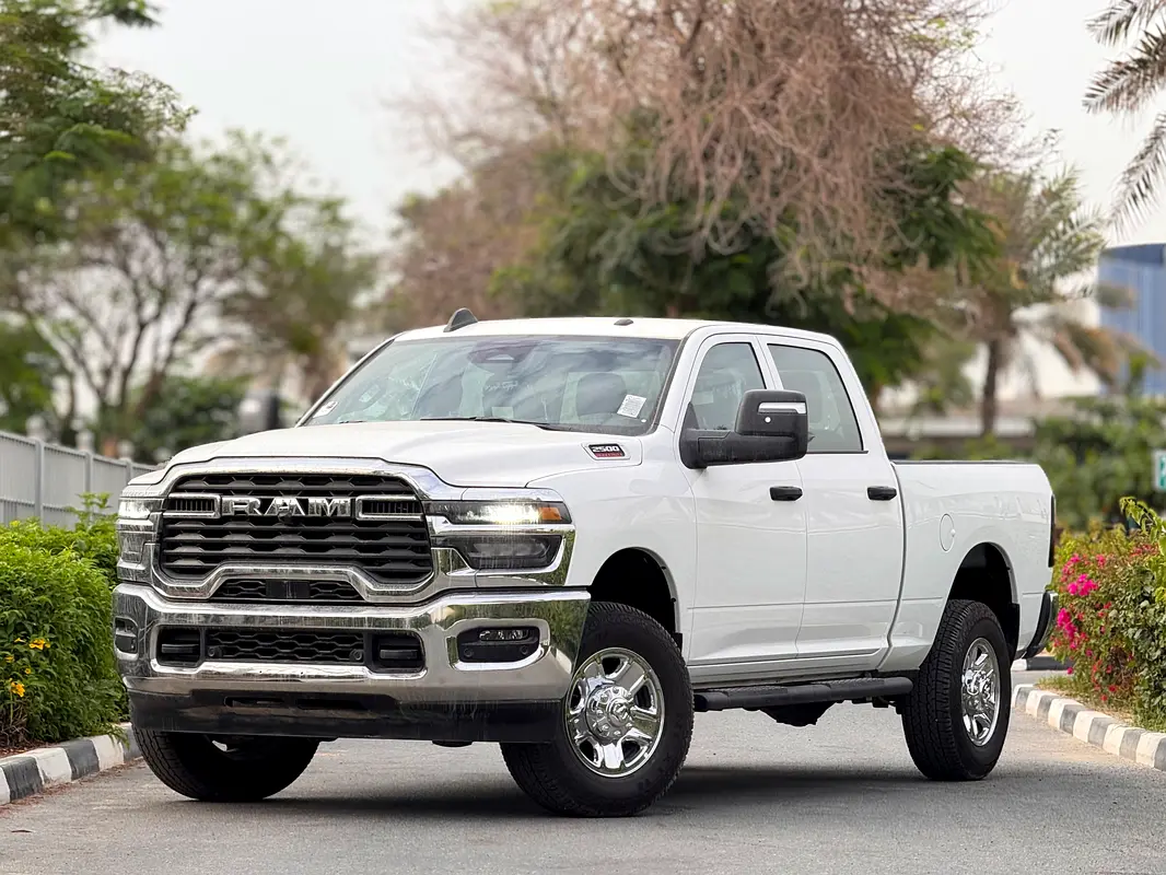 RAM 2500 Bighorn 2025