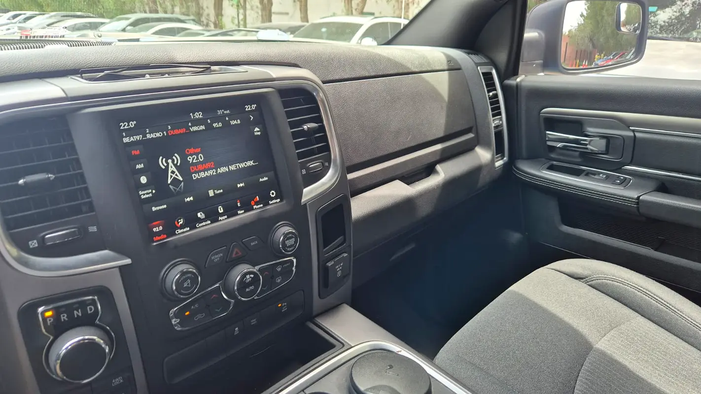 RAM Warlock Other 2021 - photo 8 - Import Émirats | International Cars