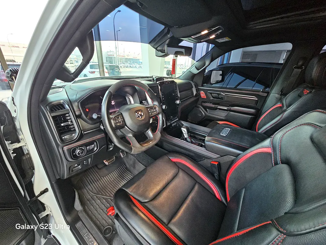 RAM 1500 TRX V8 2023 - photo 9 - Import Émirats | International Cars