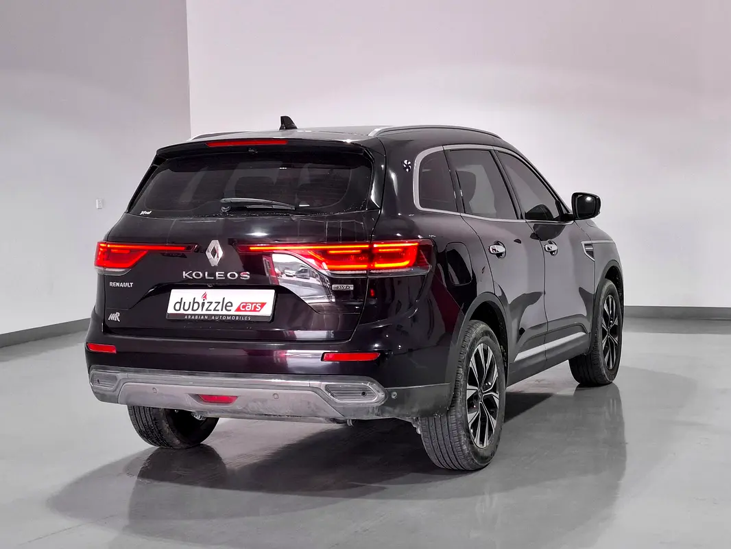 RENAULT Koleos 2023 - photo 9 - Import Émirats | International Cars