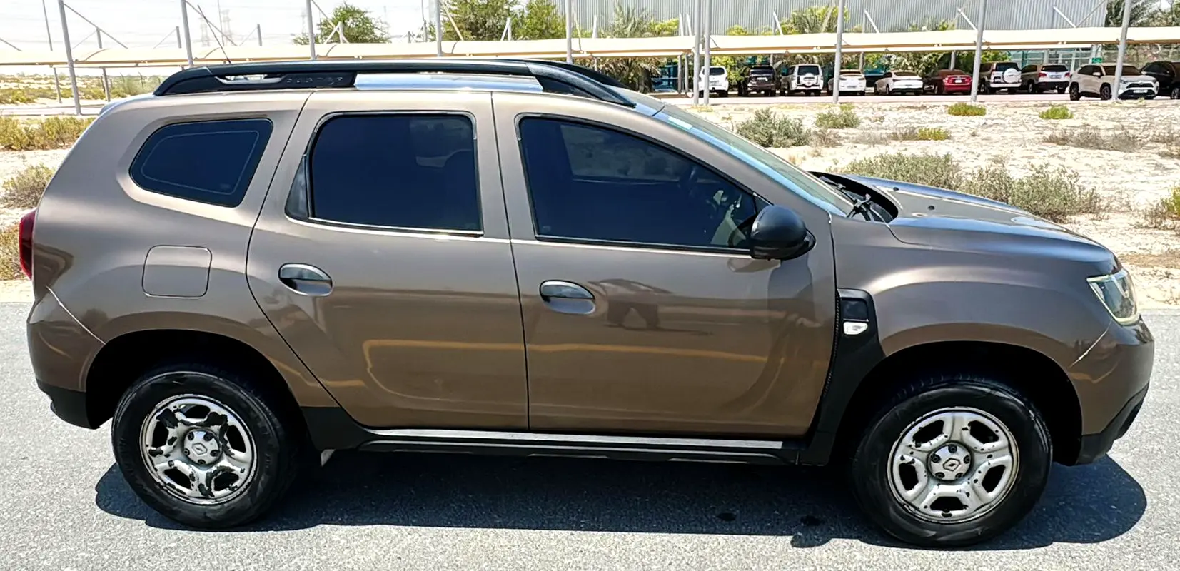RENAULT Duster LE 2019 - photo 3 - Import Émirats | International Cars