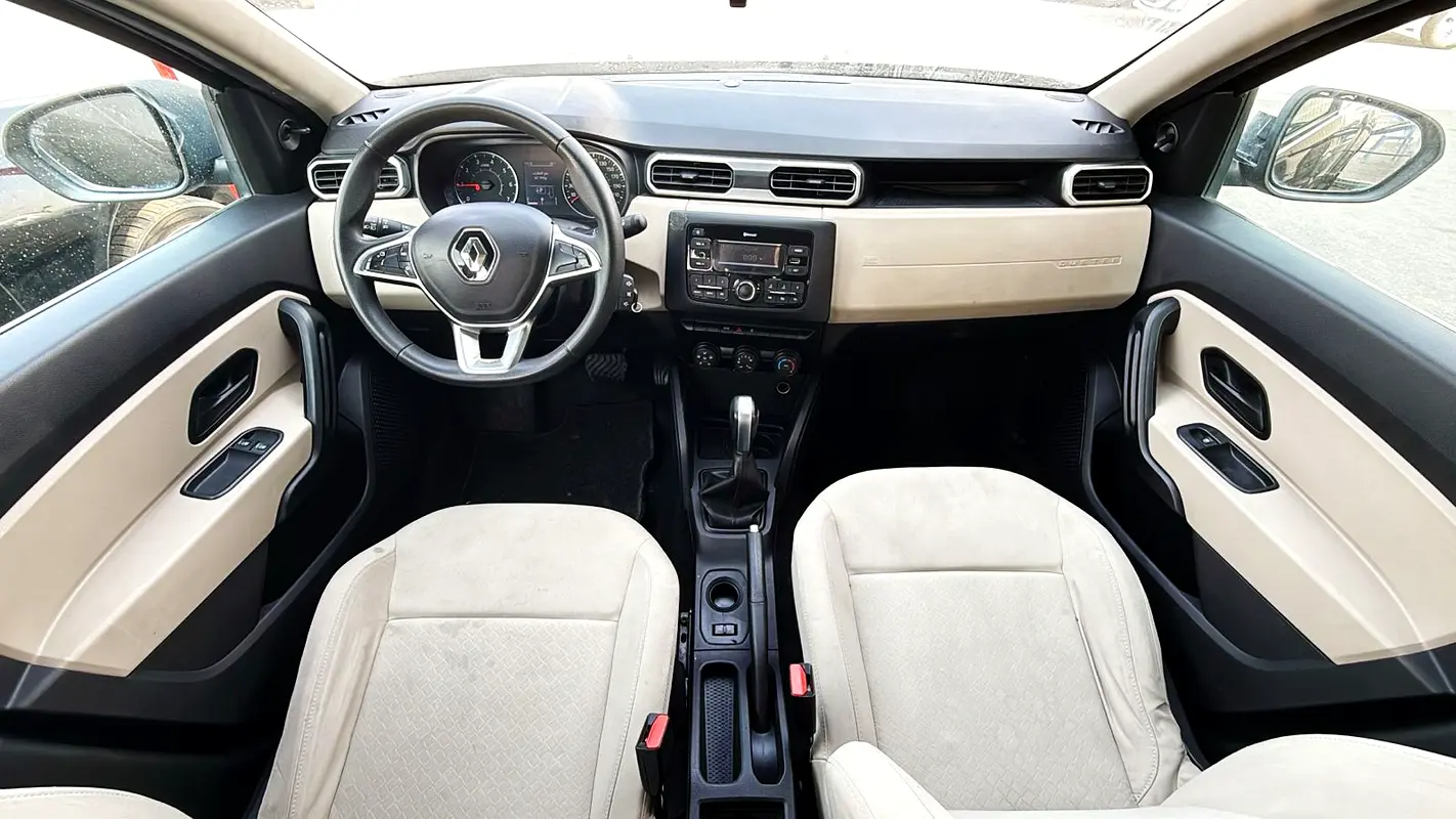 RENAULT Duster LE 2019 - photo 8 - Import Émirats | International Cars