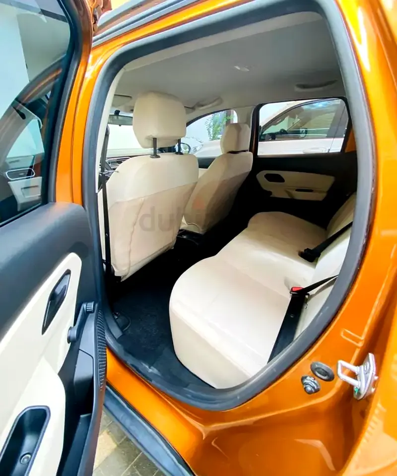 RENAULT Duster Standard 2020 - photo 3 - Import Émirats | International Cars