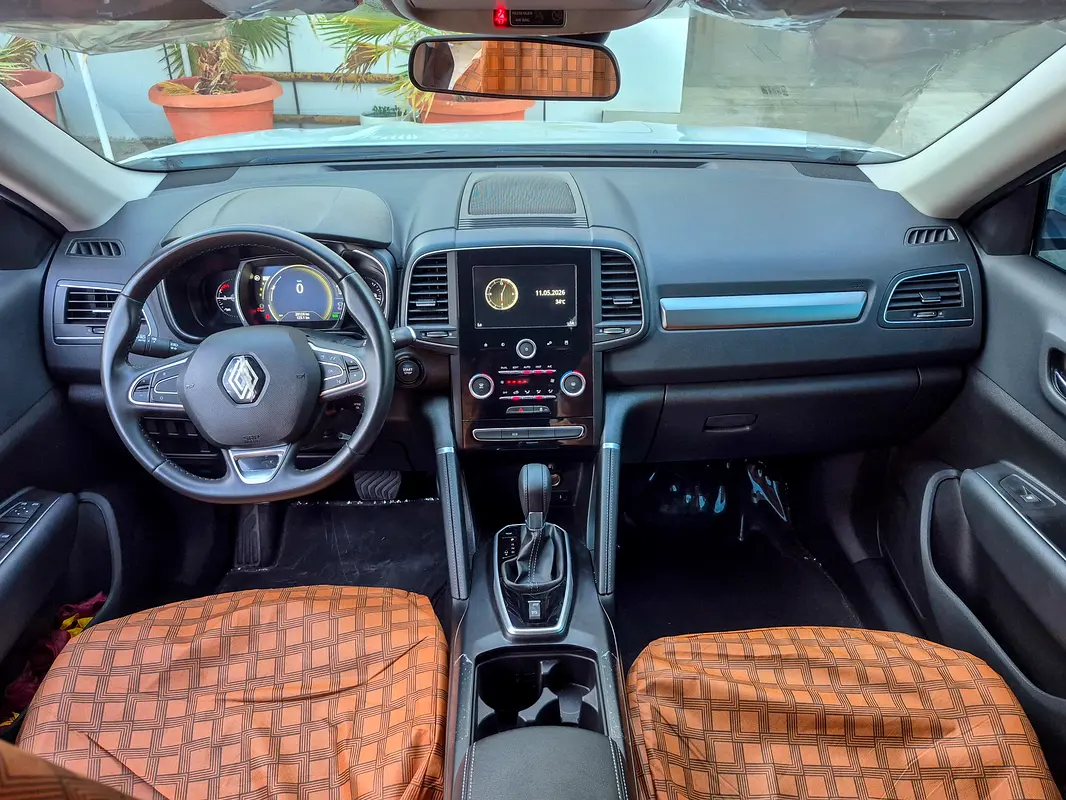 RENAULT Koleos PE 2025 - photo 10 - Import Émirats | International Cars