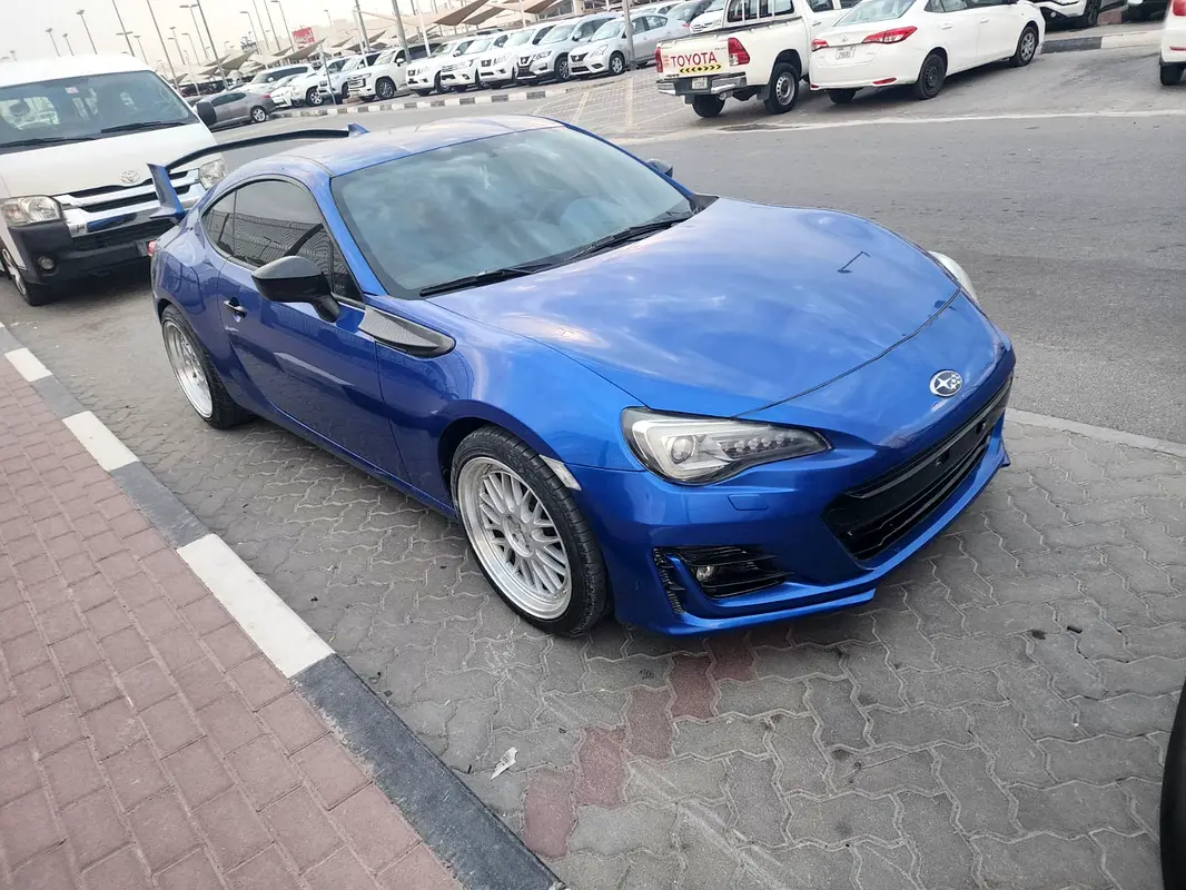 SUBARU BRZ Limited 2017 - photo 2 - Import Émirats | International Cars