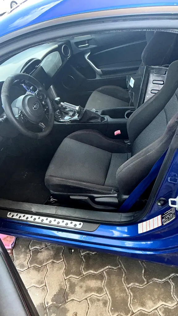 SUBARU BRZ Limited 2017 - photo 9 - Import Émirats | International Cars