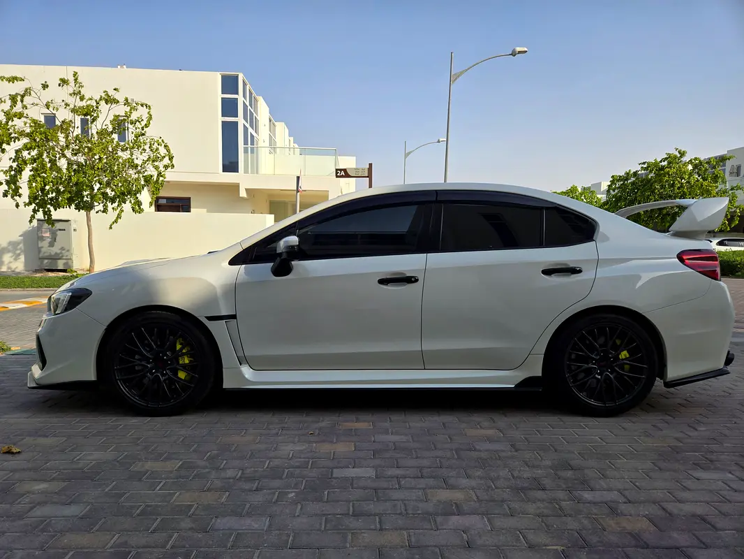 SUBARU Impreza WRX STI 2018 - photo 6 - Import Émirats | International Cars