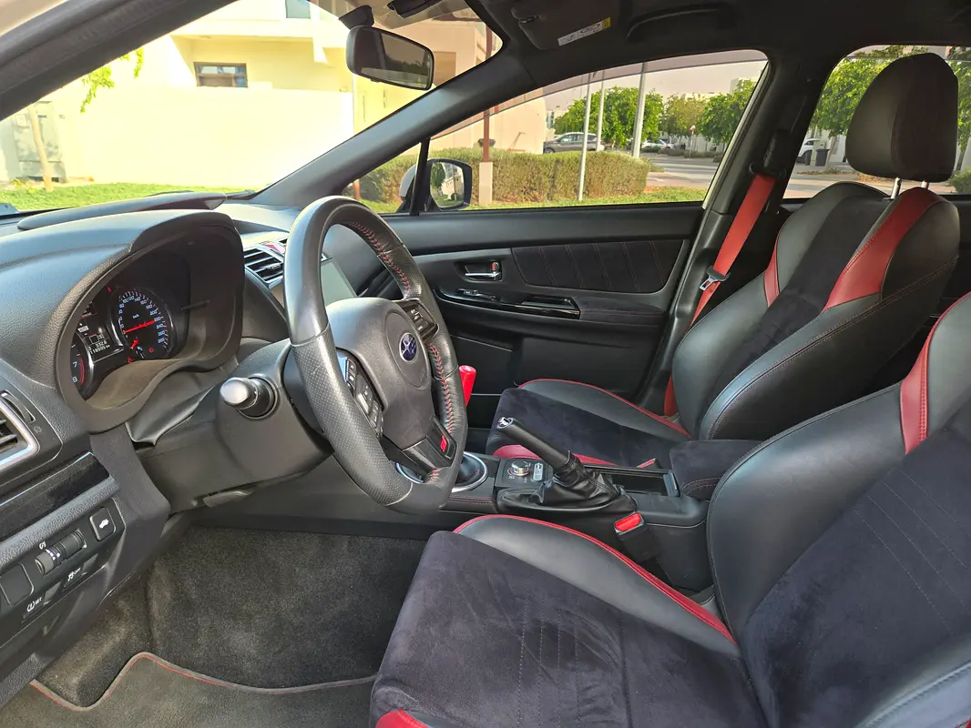 SUBARU Impreza WRX STI 2018 - photo 9 - Import Émirats | International Cars