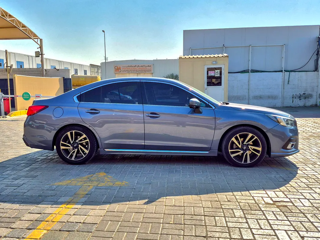 SUBARU Legacy Sport 2018 - photo 4 - Import Émirats | International Cars
