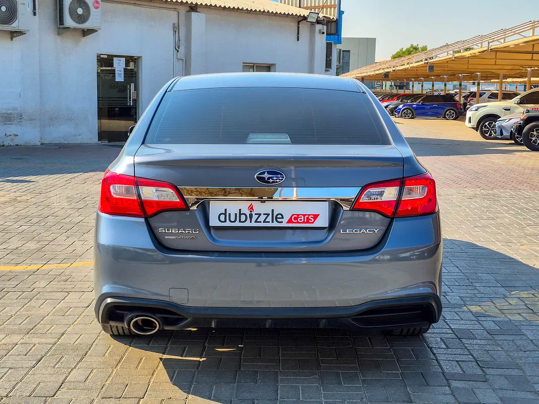 SUBARU Legacy Sport 2018 - photo 7 - Import Émirats | International Cars