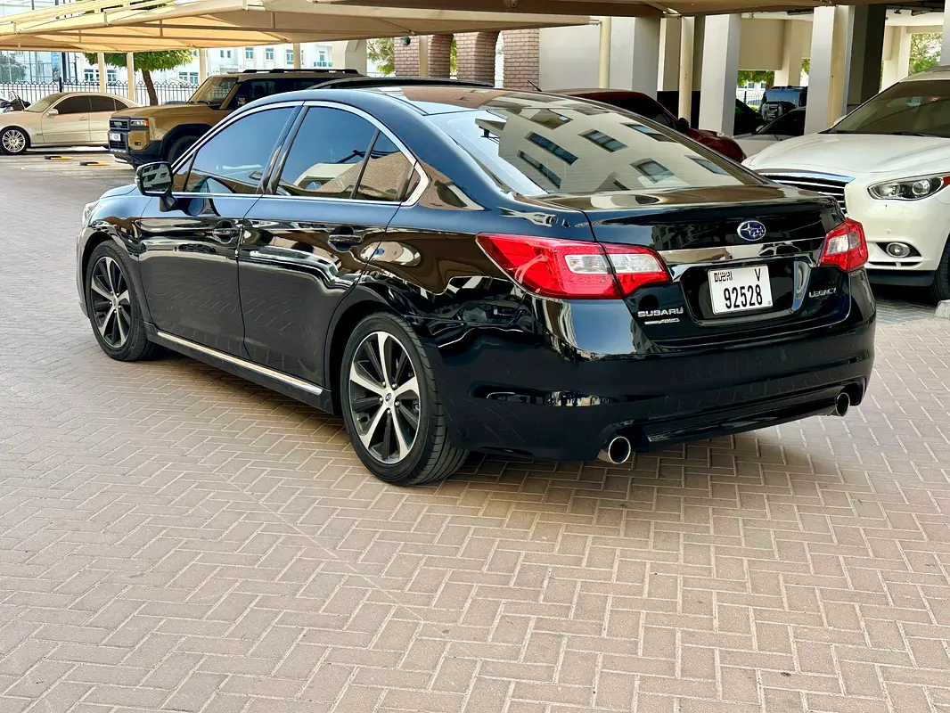 SUBARU Legacy Premium 2017 - photo 4 - Import Émirats | International Cars