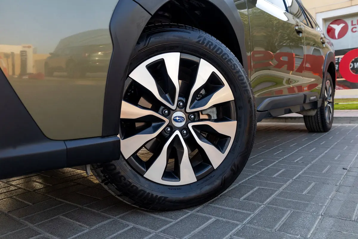 SUBARU Outback Touring Eyesight S 2023 - photo 10 - Import Émirats | International Cars