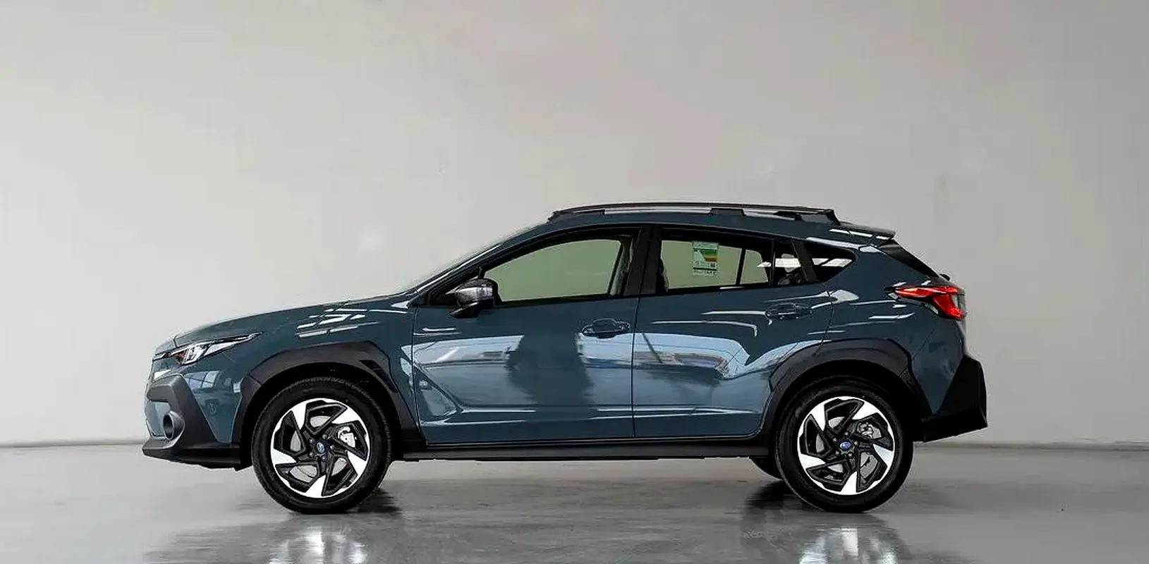 SUBARU Crosstrek 2.0i-S EyeSight 2025 - photo 2 - Import Émirats | International Cars