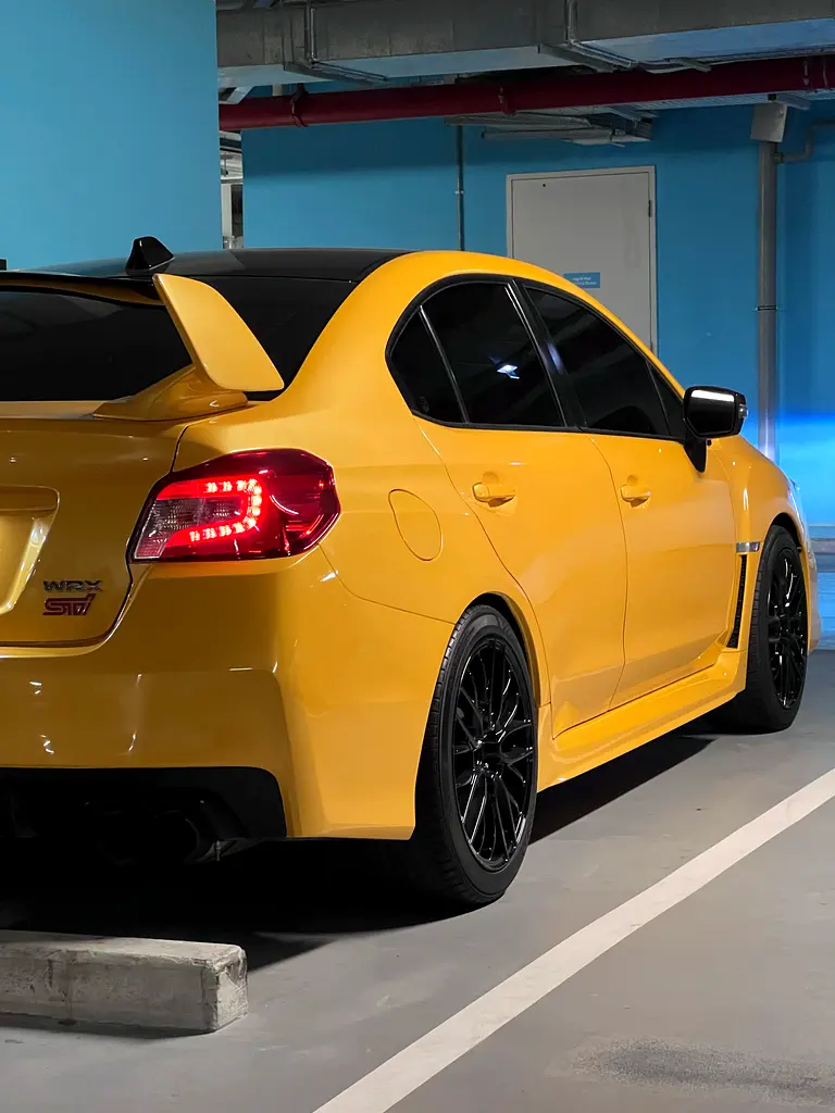 SUBARU WRX WRX STI Premium 2019 - photo 9 - Import Émirats | International Cars