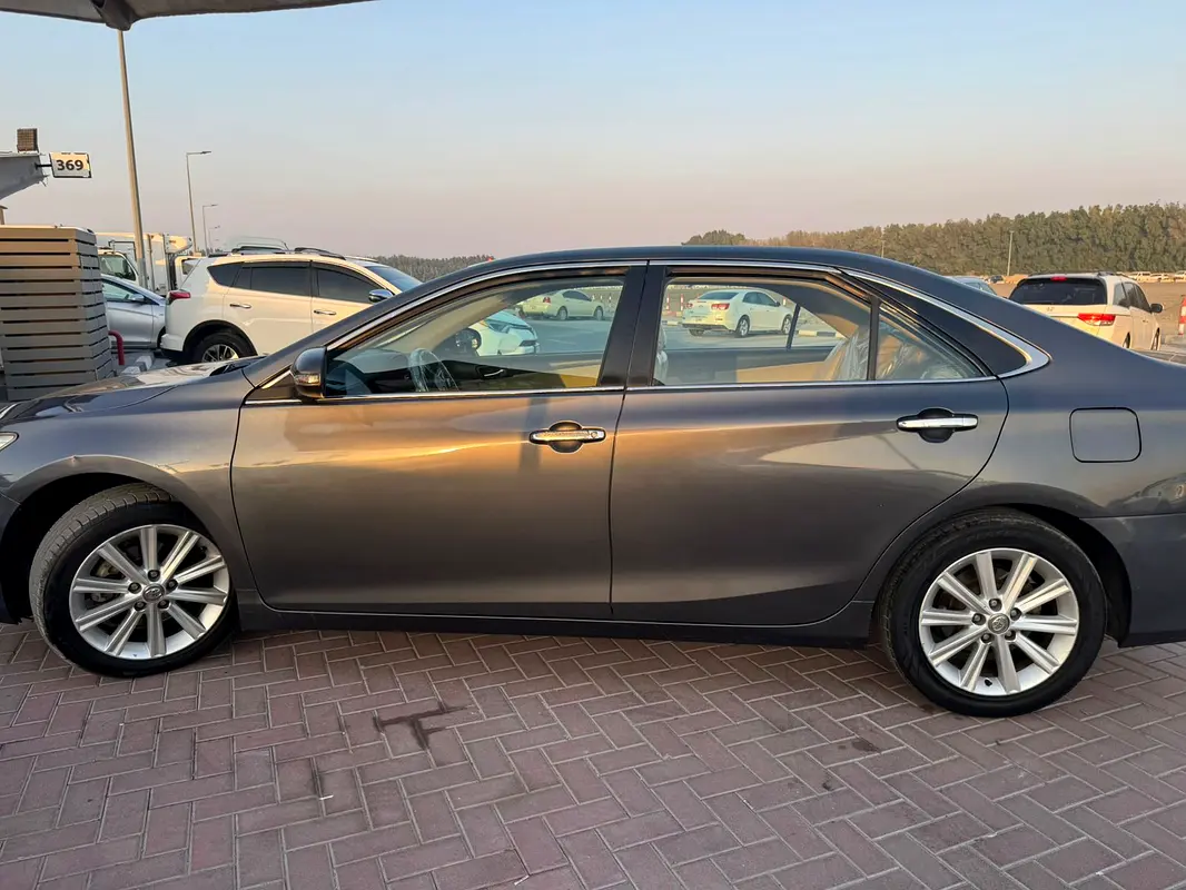 TOYOTA Camry GL 2016 - photo 4 - Import Émirats | International Cars