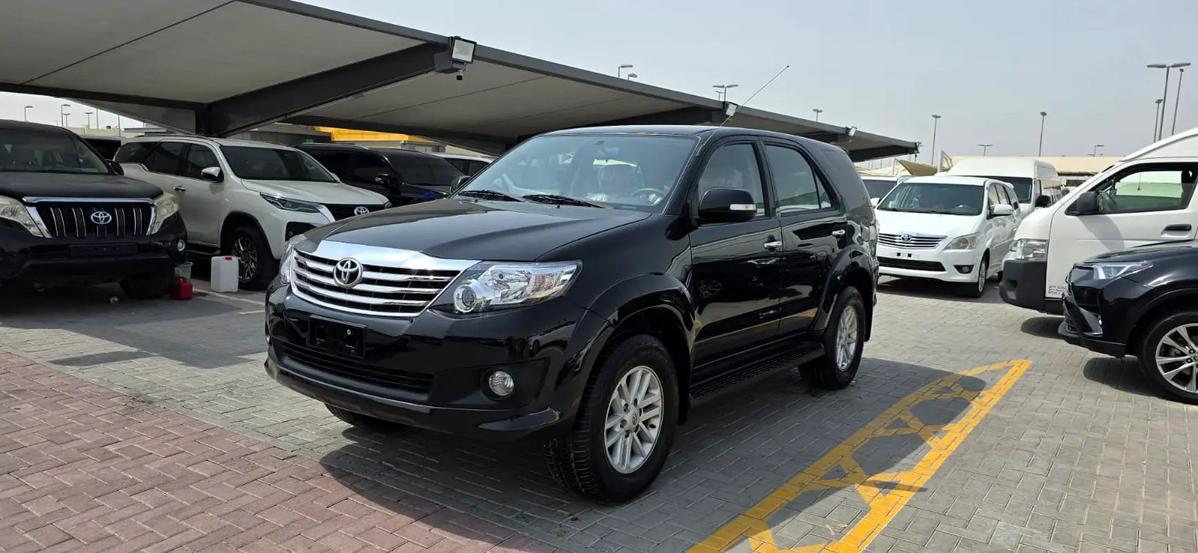 TOYOTA Fortuner SR5 2012 - photo 2 - Import Émirats | International Cars