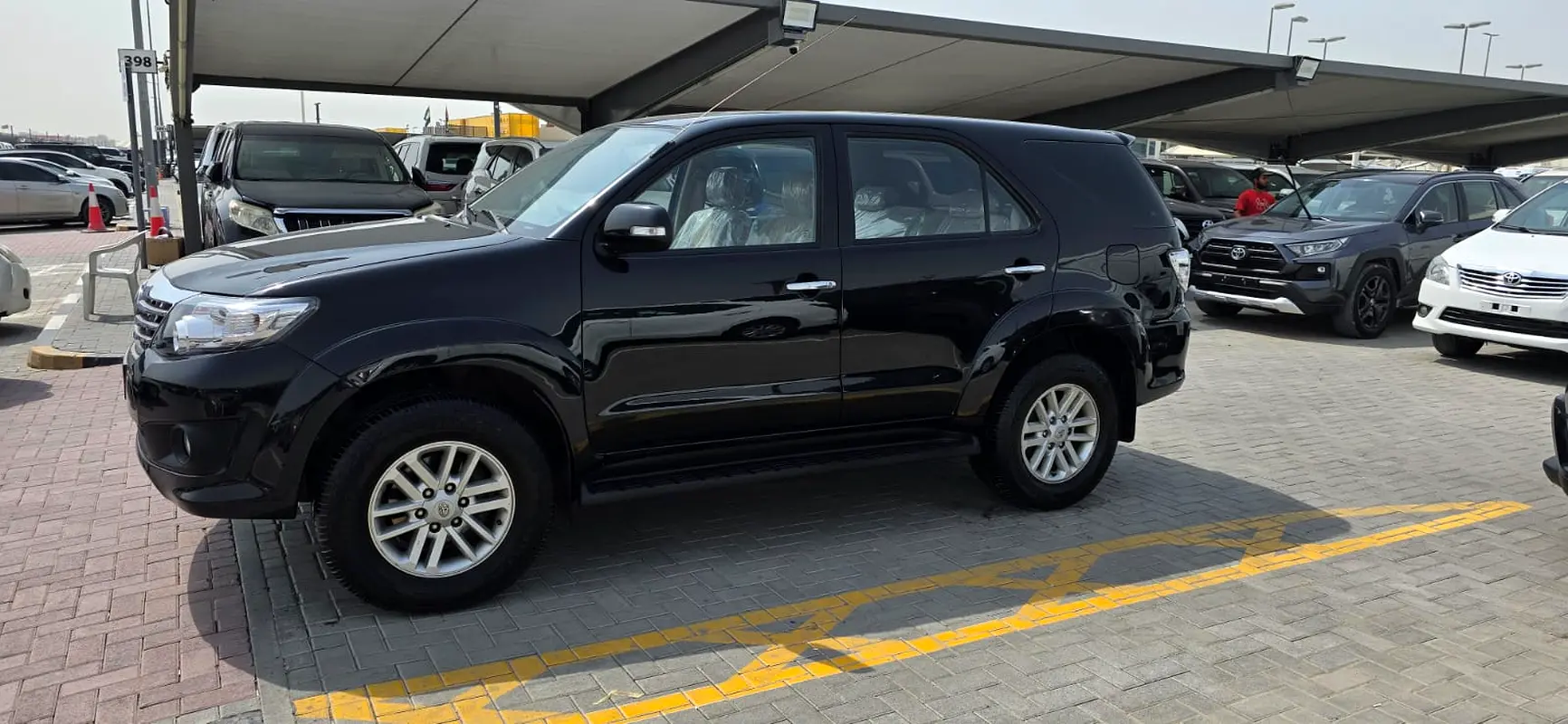 TOYOTA Fortuner SR5 2012 - photo 5 - Import Émirats | International Cars