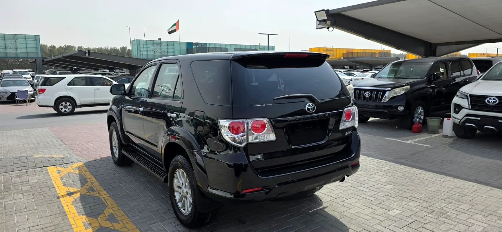 TOYOTA Fortuner SR5 2012 - photo 9 - Import Émirats | International Cars