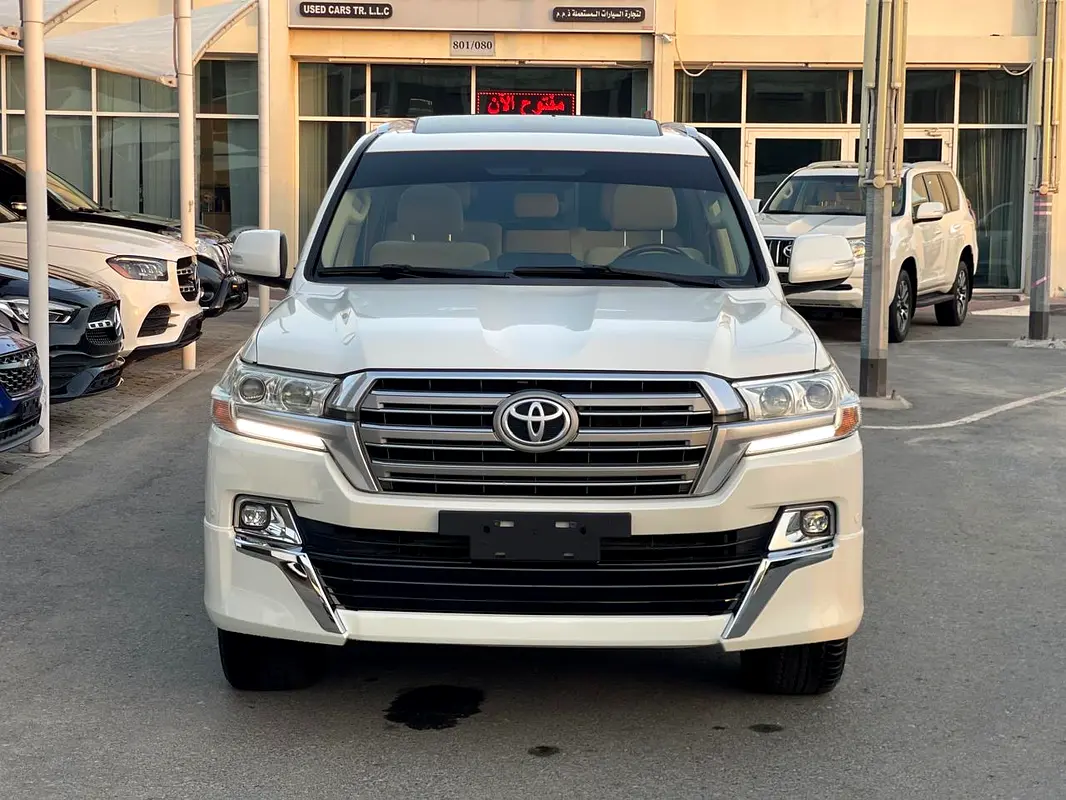 TOYOTA Land Cruiser GXR 2016 - photo 3 - Import Émirats | International Cars