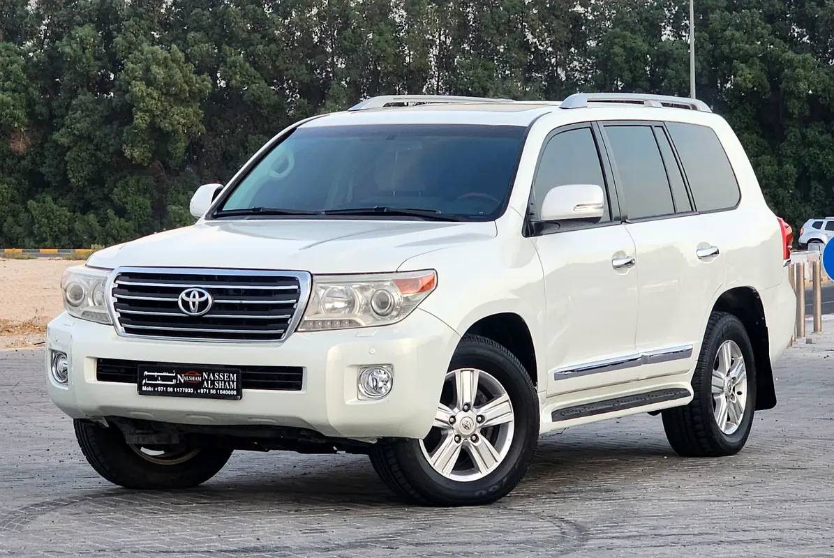 TOYOTA Land Cruiser 4.6L 2014