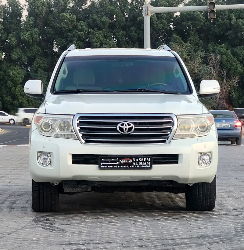 TOYOTA Land Cruiser 4.6L 2014 - photo 2 - Import Émirats | International Cars