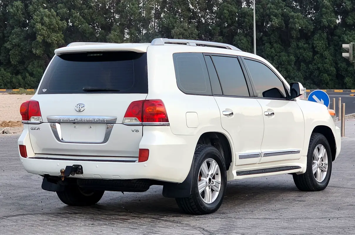 TOYOTA Land Cruiser 4.6L 2014 - photo 4 - Import Émirats | International Cars
