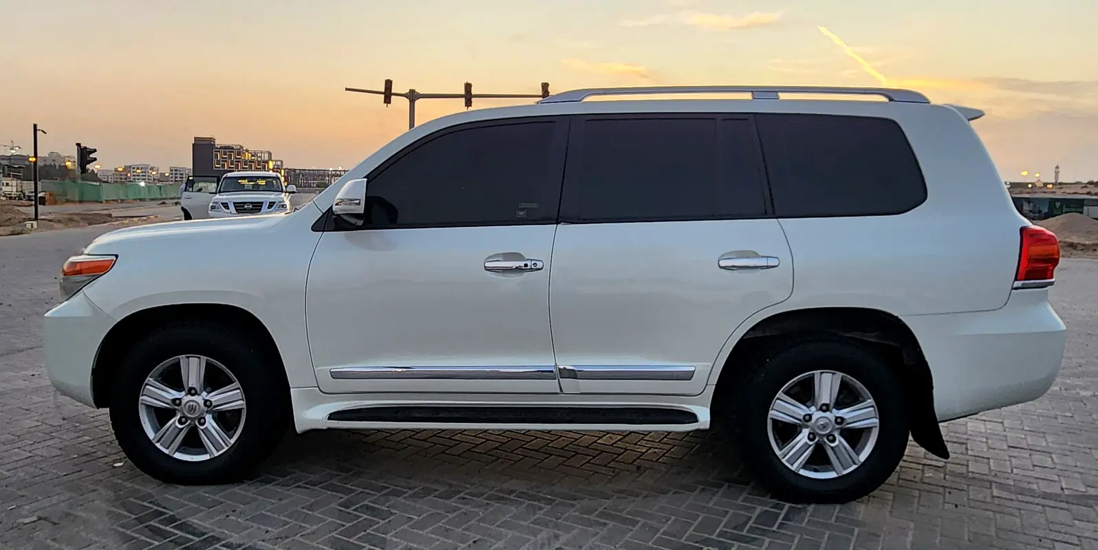 TOYOTA Land Cruiser 4.6L 2014 - photo 8 - Import Émirats | International Cars