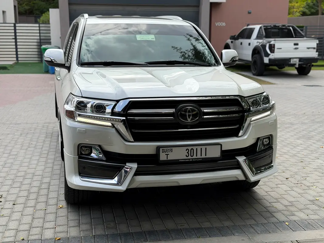 TOYOTA Land Cruiser VXR Grand Touring 2021 - photo 5 - Import Émirats | International Cars